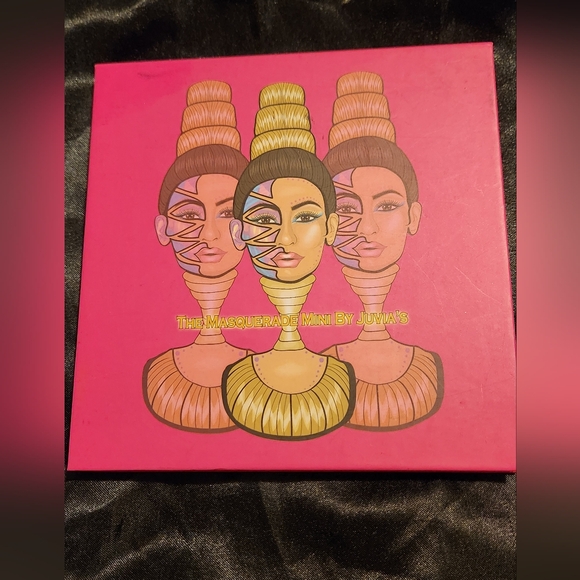 THE MASQUERADE MINI EYESHADOW  PALETTE by Juvias Place - Picture 1 of 8